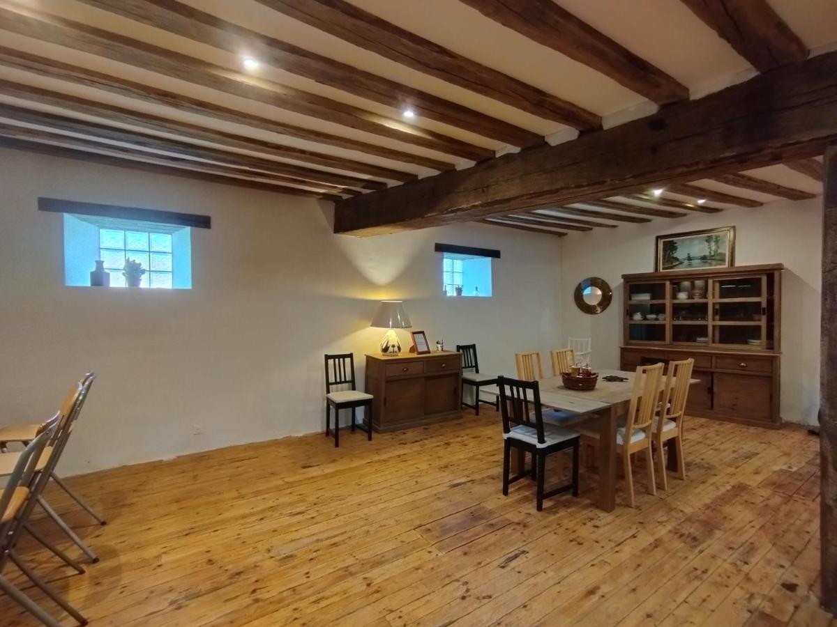 Вілла Le Refuge D'Athena Chaussy  Екстер'єр фото